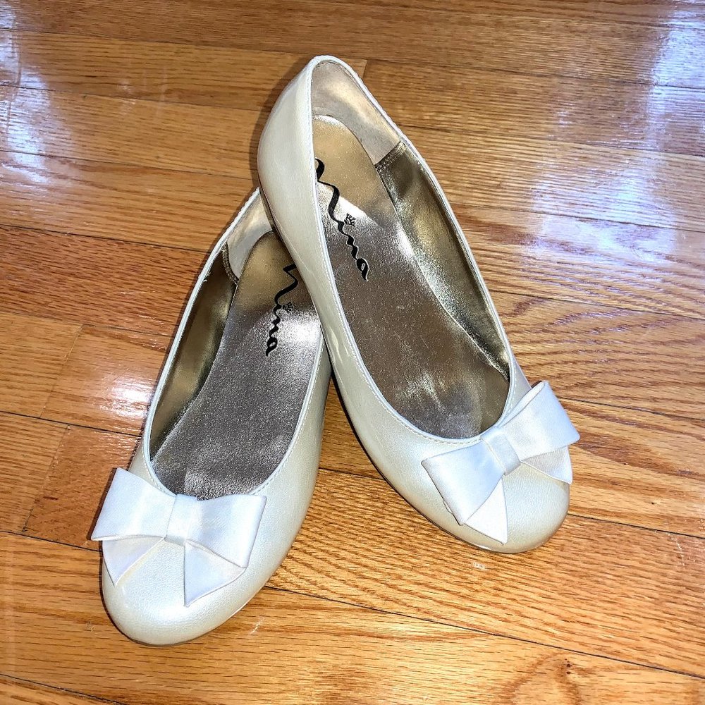 Nina Danica Ivory 2 little Girl Bridal Shoe